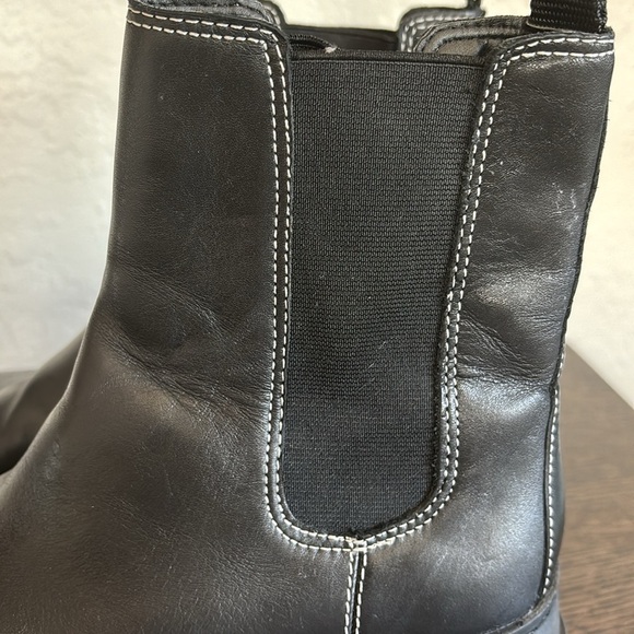 Marc Fisher Chunky lug sole Black Platform Pull On Moto Ankle Boots 8 - Picture 5 of 10